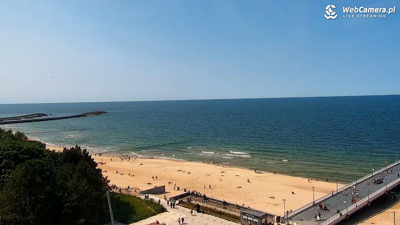 Kołobrzeg - widok na molo - 12 czerwiec 2025, 15:06