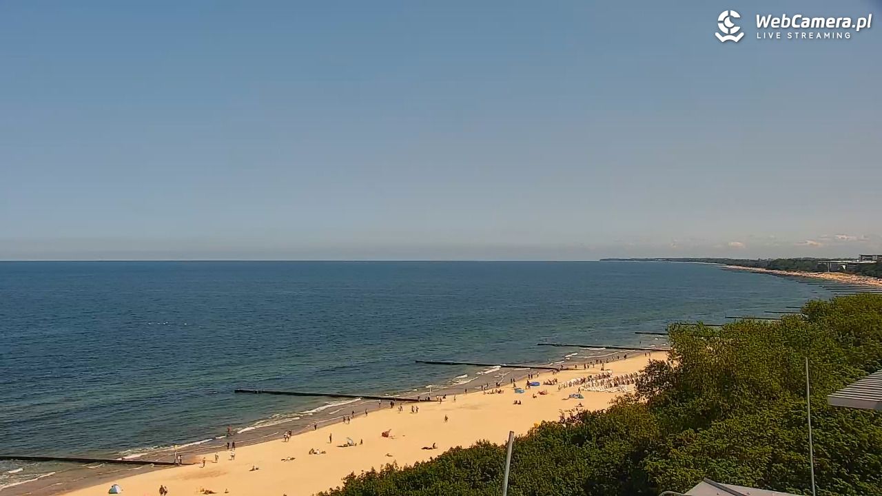 Kołobrzeg - widok na molo - 12 czerwiec 2025, 13:30