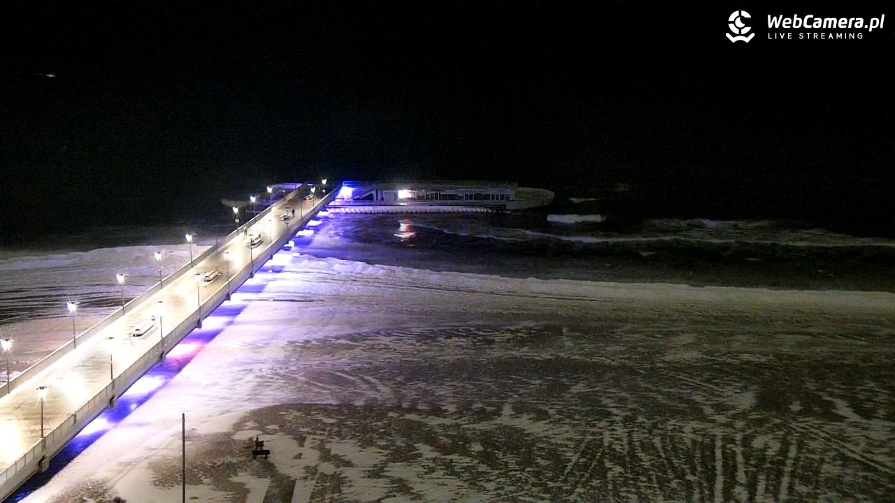 Kołobrzeg - widok na molo - 07 luty 2026, 21:51