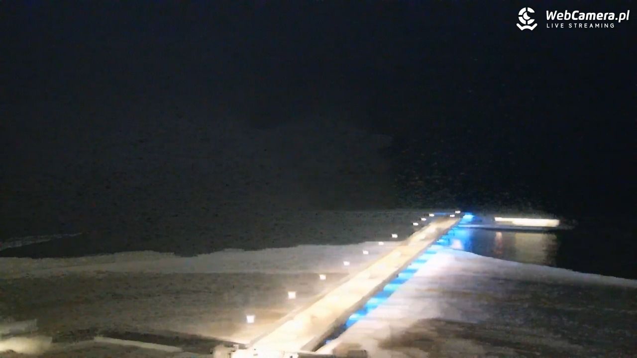 Kołobrzeg - widok na molo - 10 luty 2026, 17:55