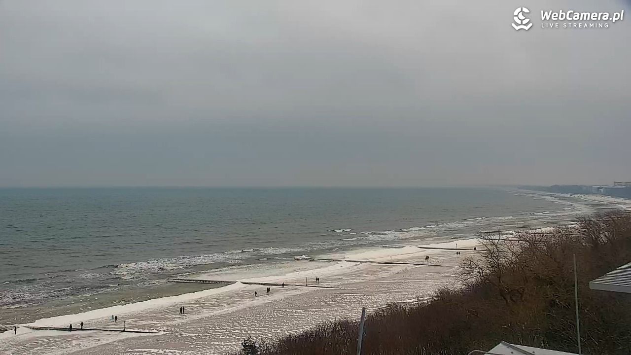Kołobrzeg - widok na molo - 08 luty 2026, 10:19