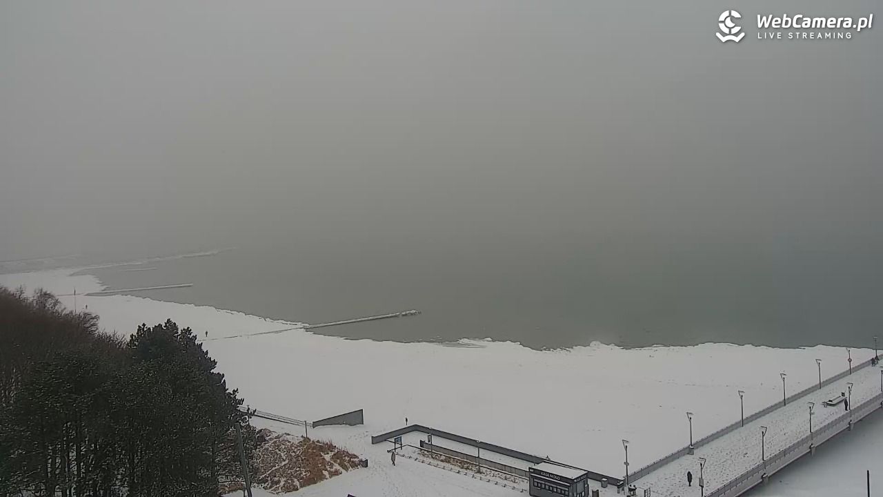 Kołobrzeg - widok na molo - 11 luty 2026, 09:38