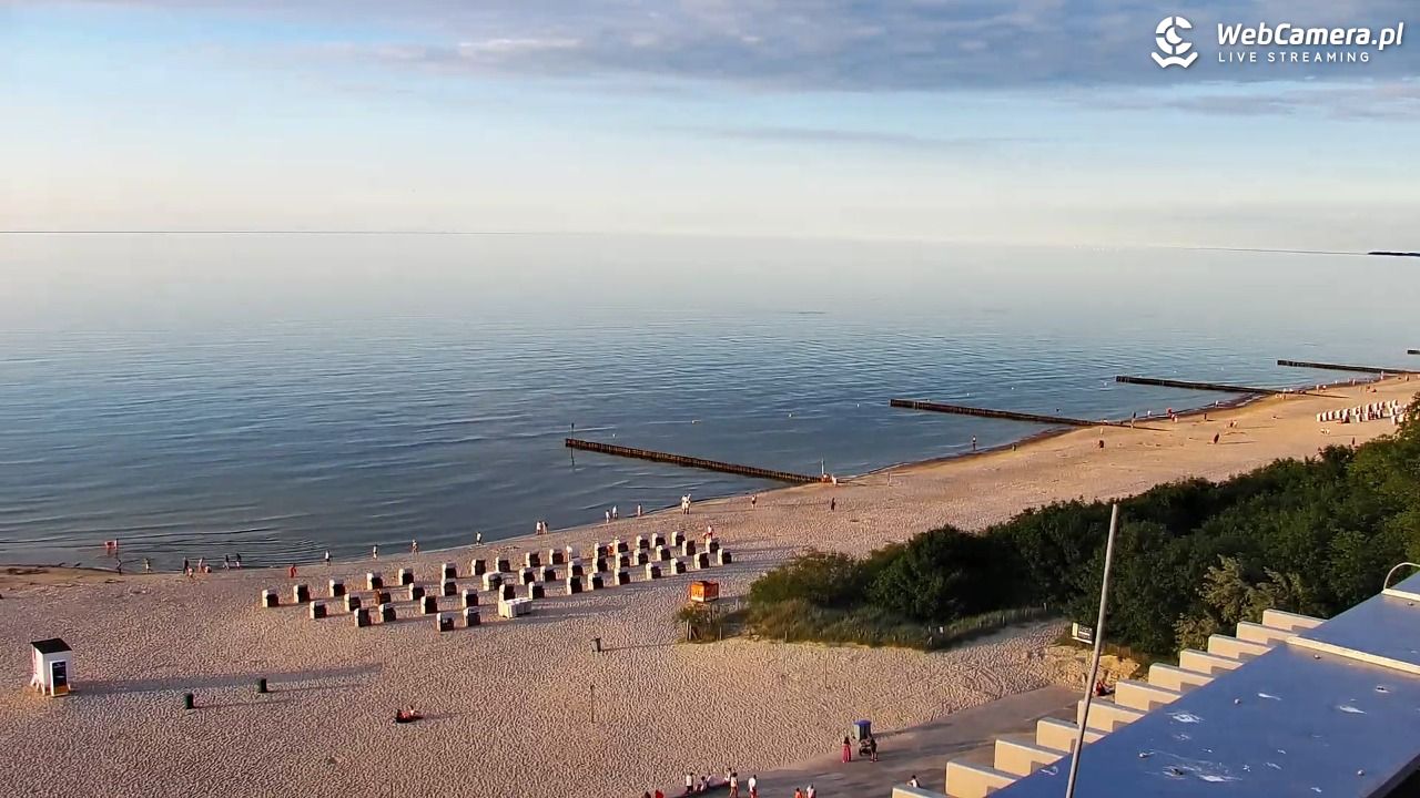 Kołobrzeg - widok na molo - 24 czerwiec 2026, 20:24