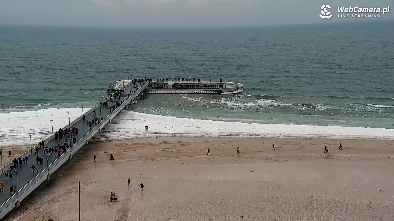 Kołobrzeg - widok na molo - 07 luty 2026, 14:34