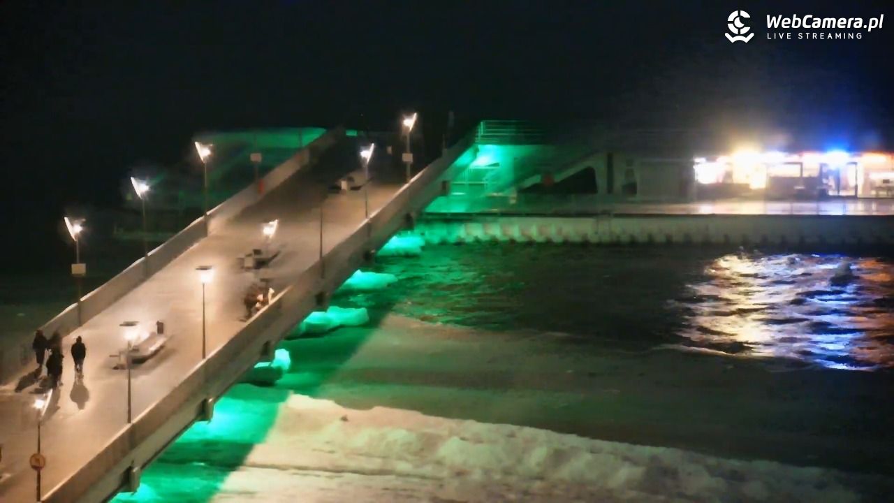 Kołobrzeg - widok na molo - 07 luty 2026, 17:48