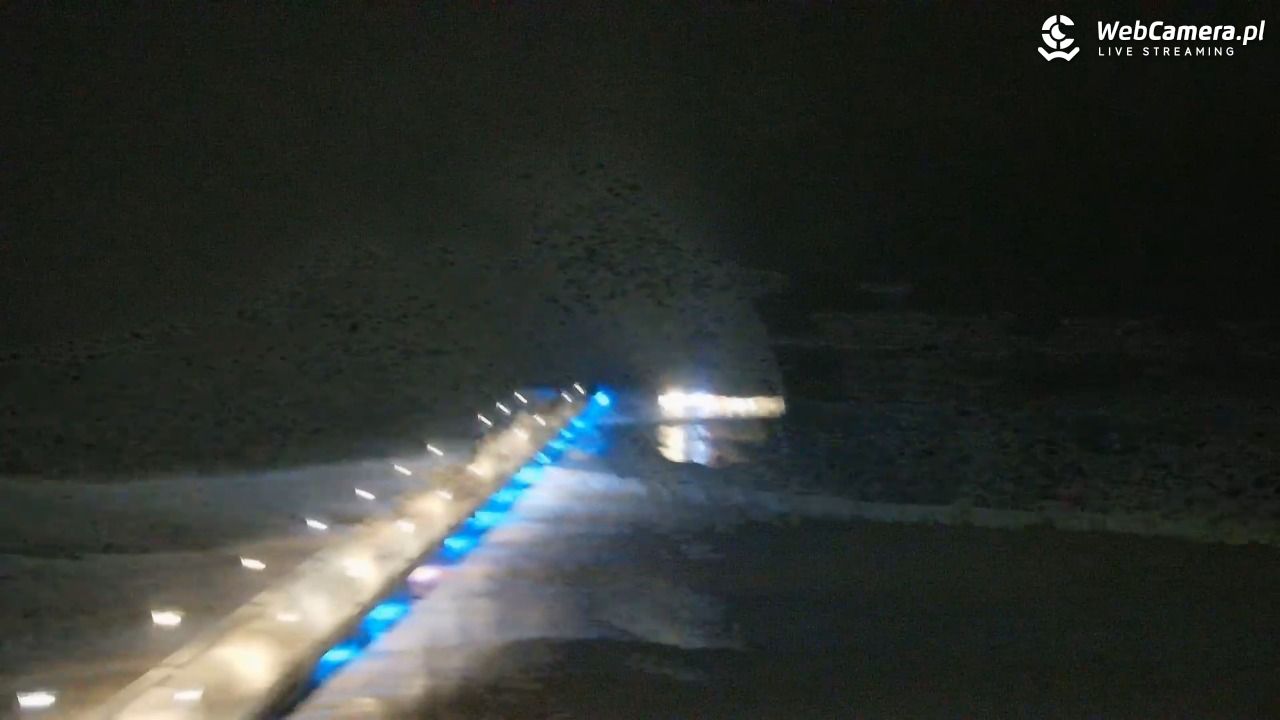 Kołobrzeg - widok na molo - 07 luty 2026, 19:43