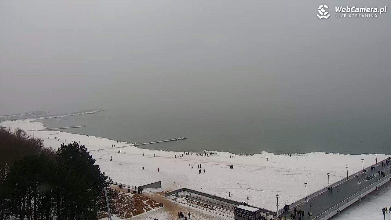 Kołobrzeg - widok na molo - 11 luty 2026, 14:12