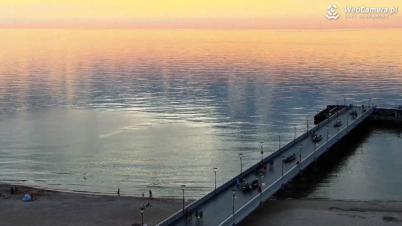 Kołobrzeg - widok na molo - 24 czerwiec 2026, 21:41