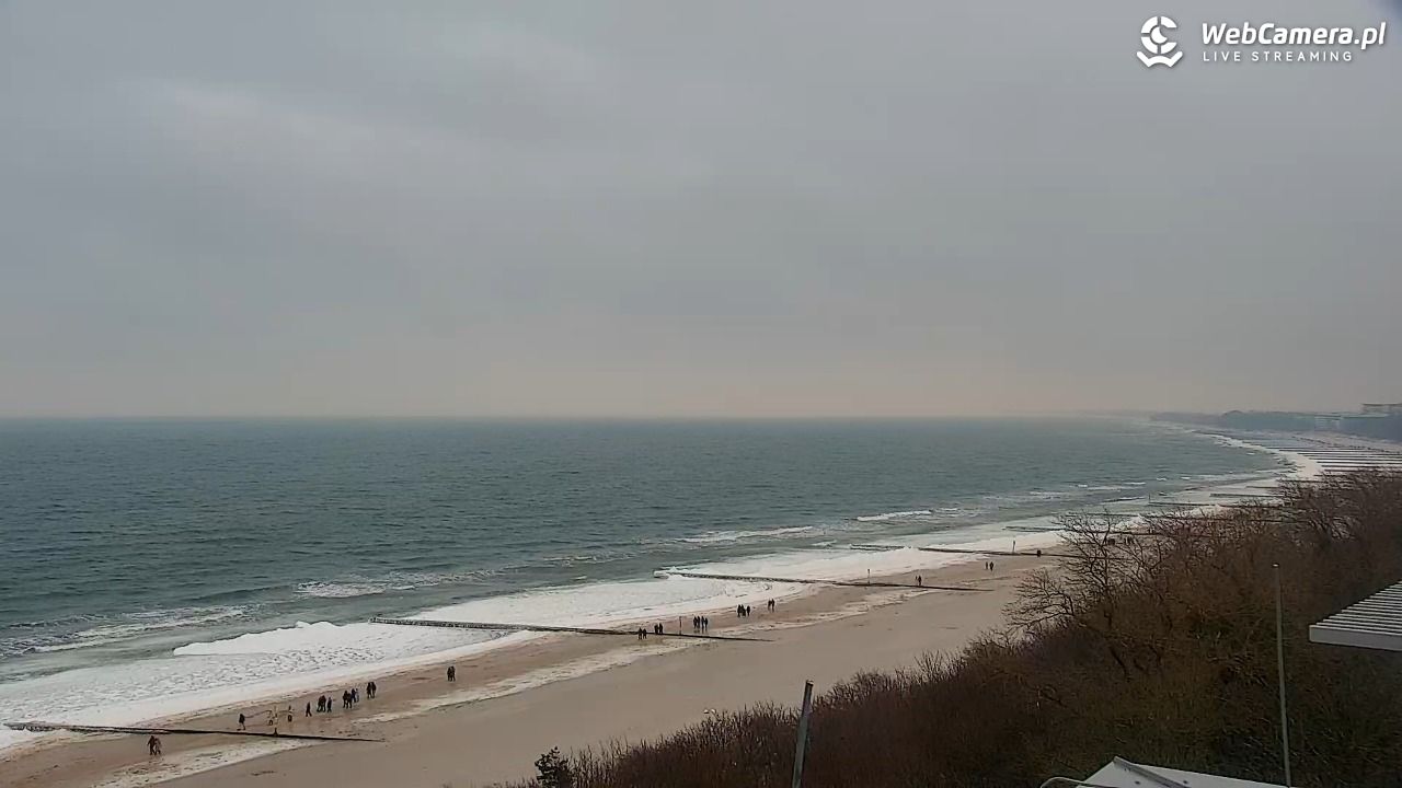 Kołobrzeg - widok na molo - 07 luty 2026, 12:14