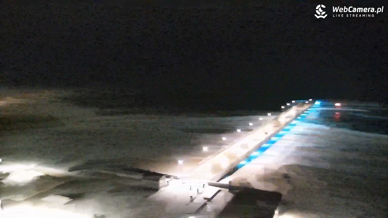 Kołobrzeg - widok na molo - 07 luty 2026, 23:16