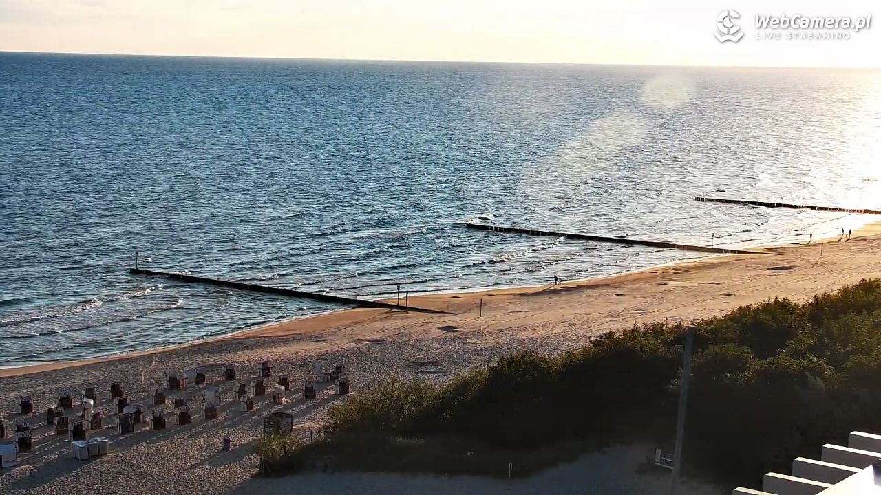 Kołobrzeg - widok na molo - 08 sierpień 2026, 06:21