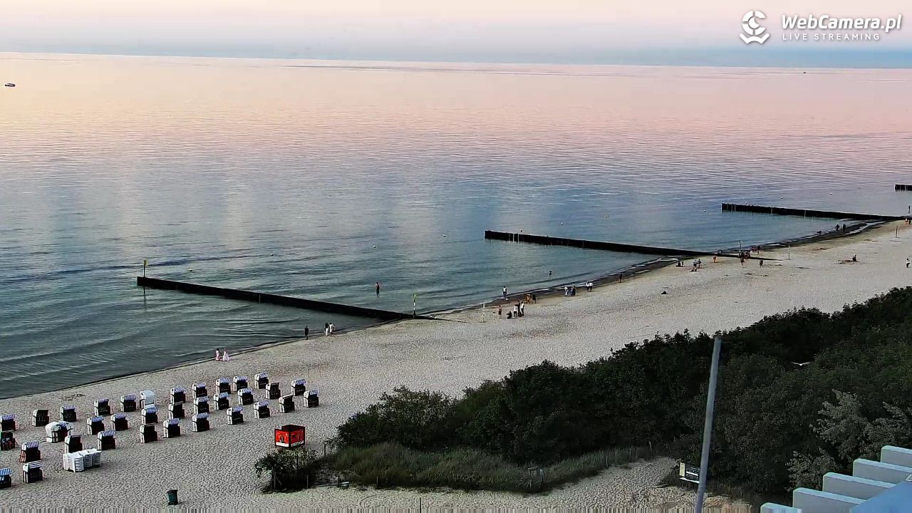 Kołobrzeg - widok na molo - 24 czerwiec 2026, 21:36