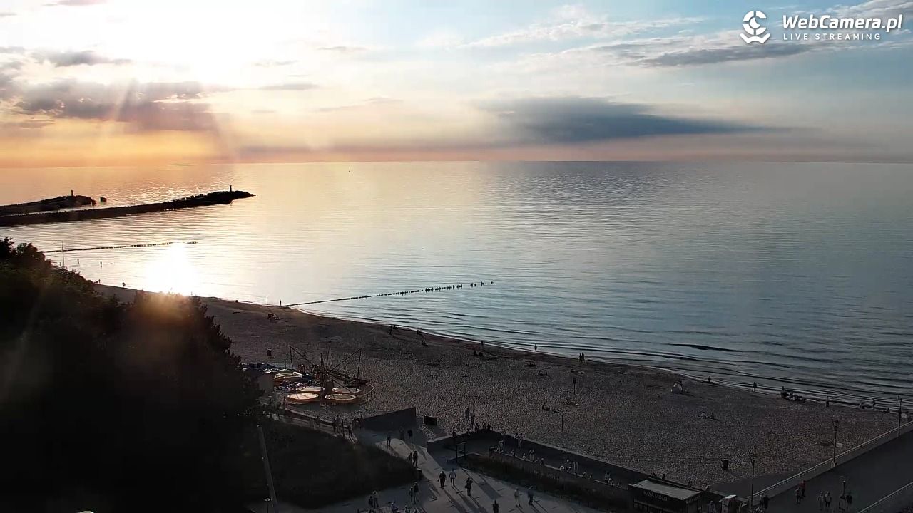 Kołobrzeg - widok na molo - 24 czerwiec 2026, 20:08