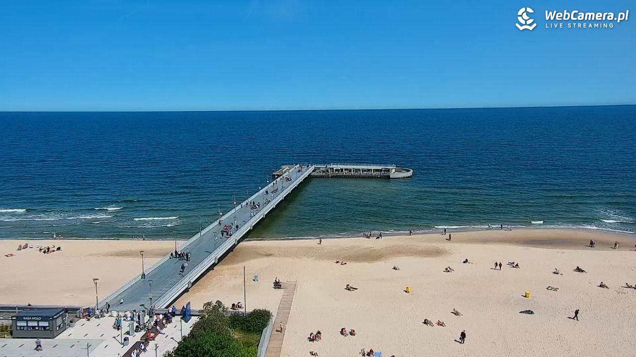Kołobrzeg - widok na molo - 12 czerwiec 2025, 11:07