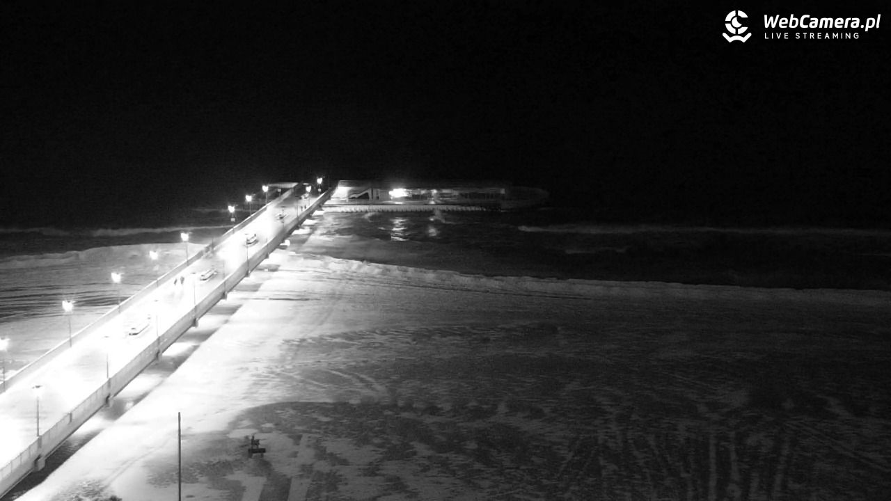 Kołobrzeg - widok na molo - 07 luty 2026, 22:20