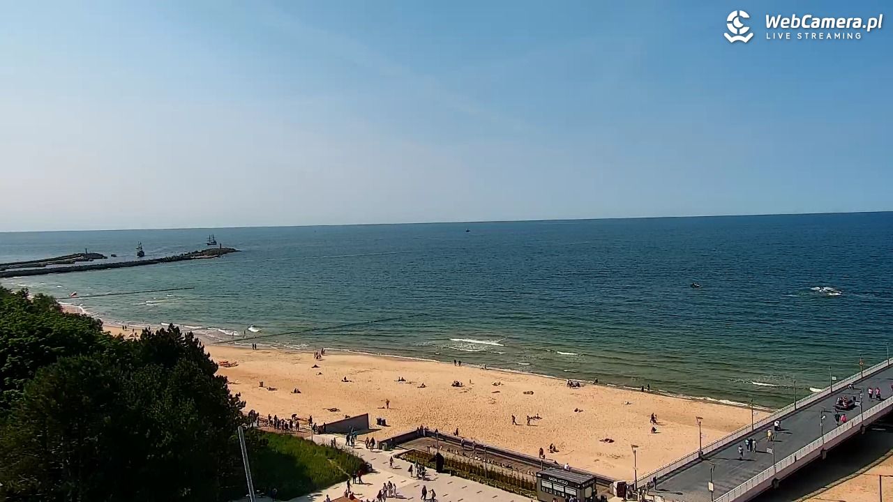 Kołobrzeg - widok na molo - 12 czerwiec 2025, 15:34
