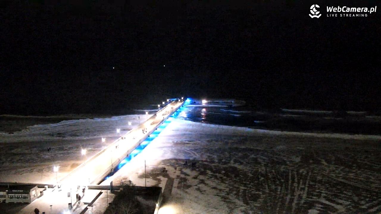 Kołobrzeg - widok na molo - 08 luty 2026, 20:01