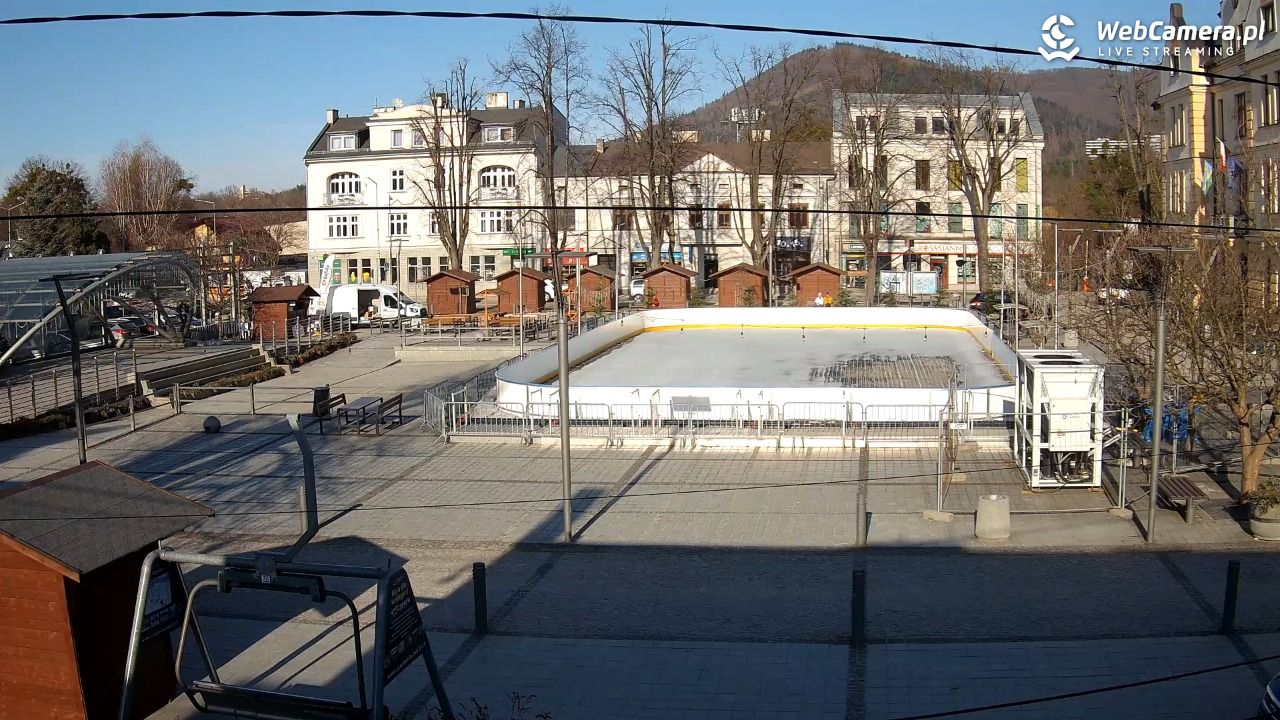 USTROŃ - widok na rynek - 05 marzec 2026, 15:13