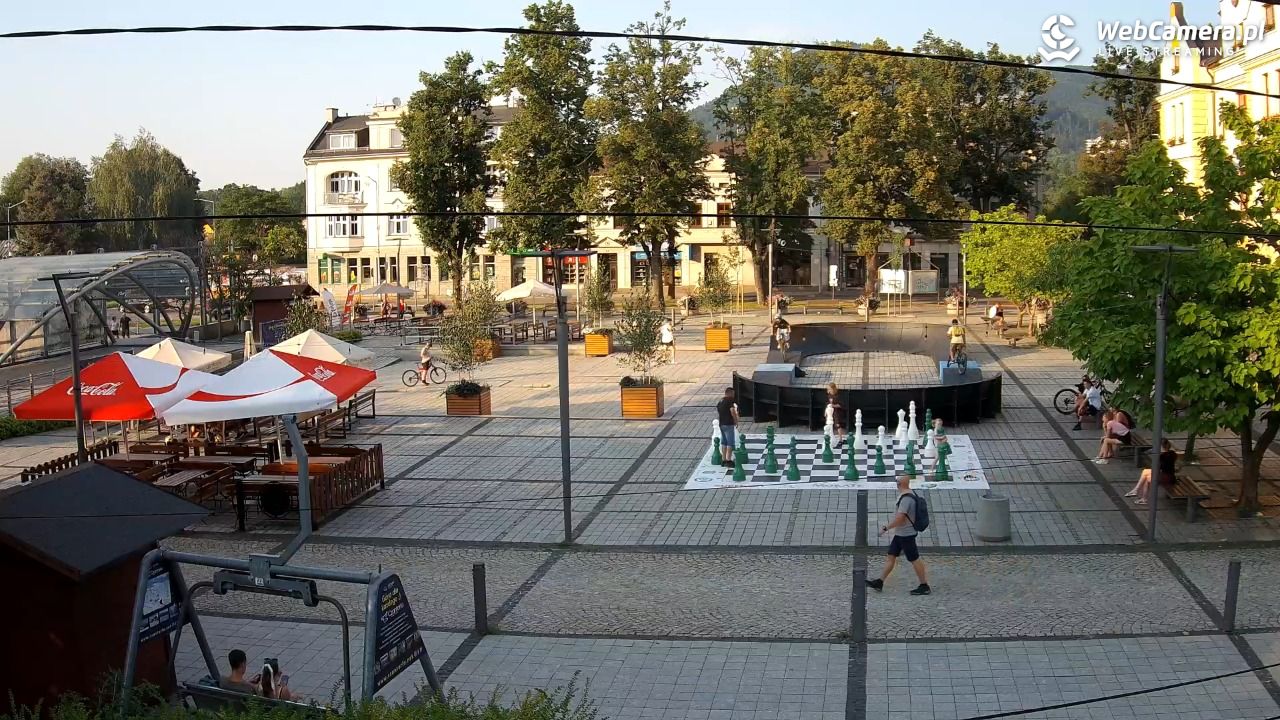 USTROŃ - widok na rynek - 03 sierpień 2026, 18:48