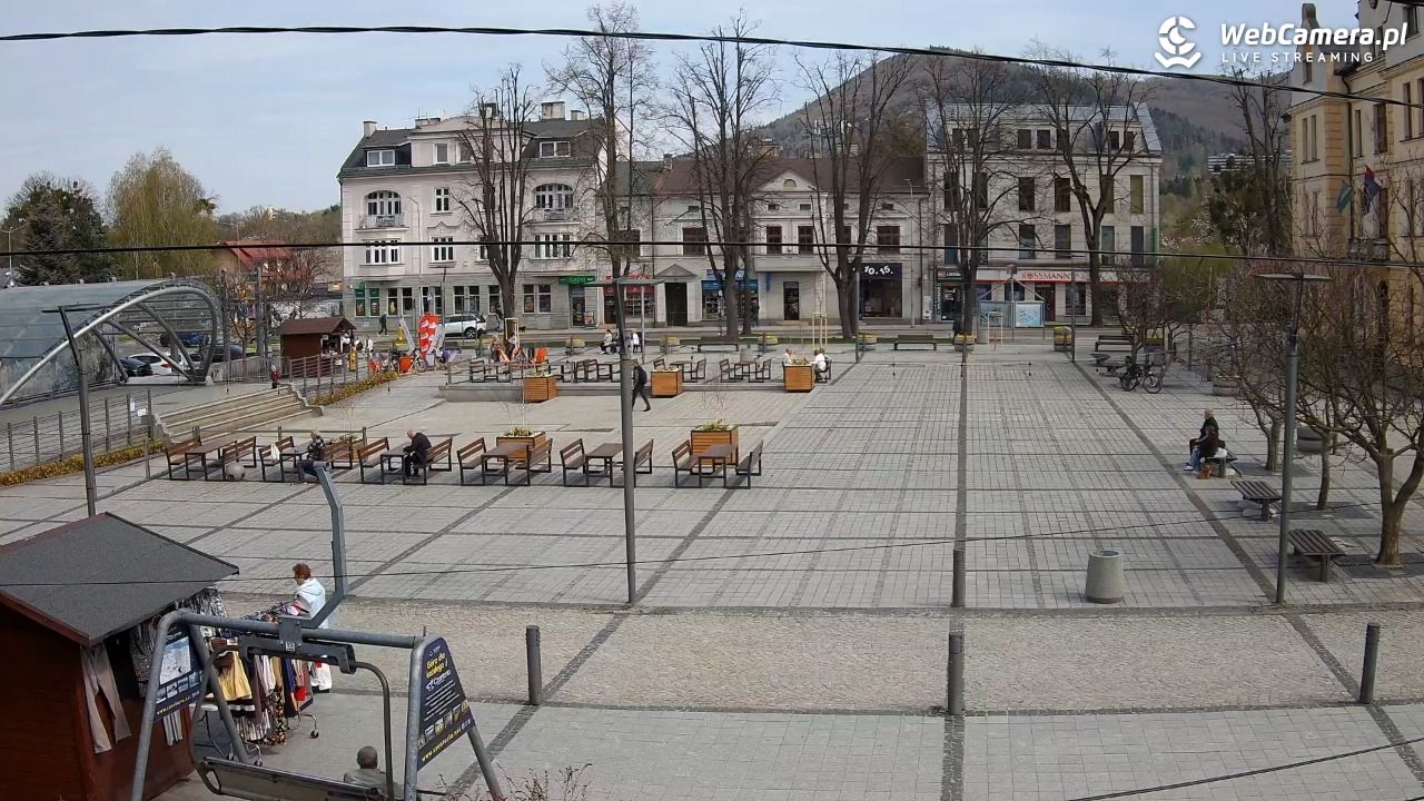USTROŃ - widok na rynek - 19 kwiecień 2026, 11:47