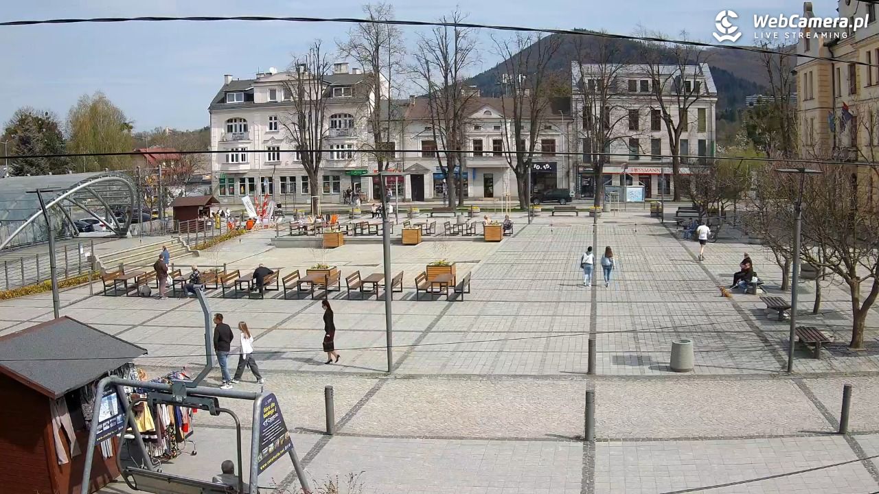 USTROŃ - widok na rynek - 19 kwiecień 2026, 11:52
