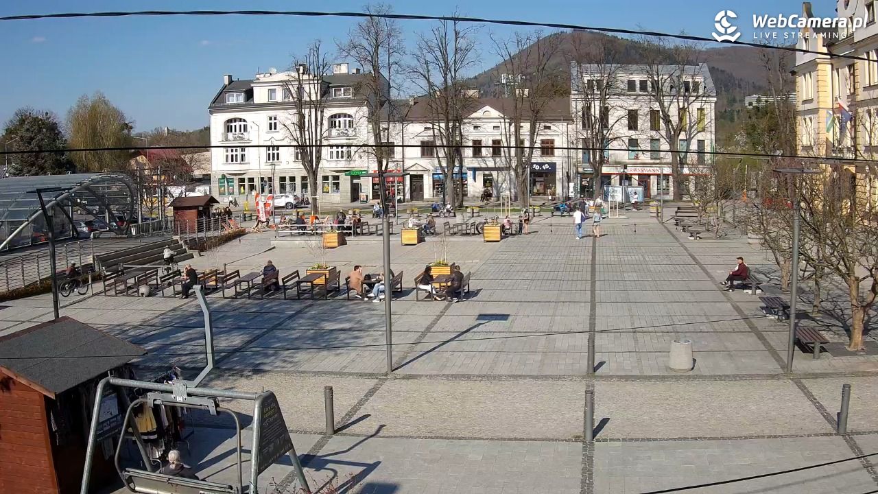 USTROŃ - widok na rynek - 18 kwiecień 2026, 16:04