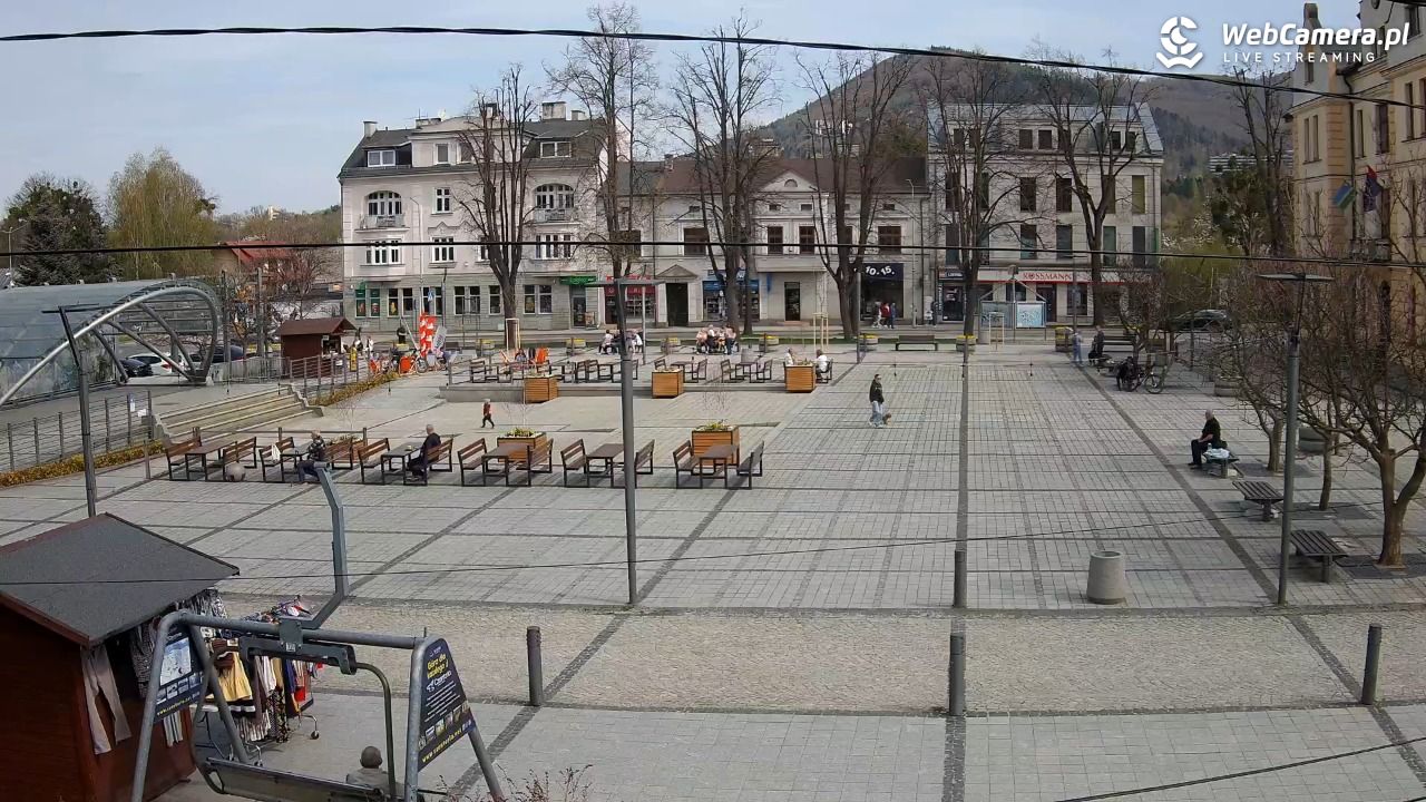 USTROŃ - widok na rynek - 19 kwiecień 2026, 11:46