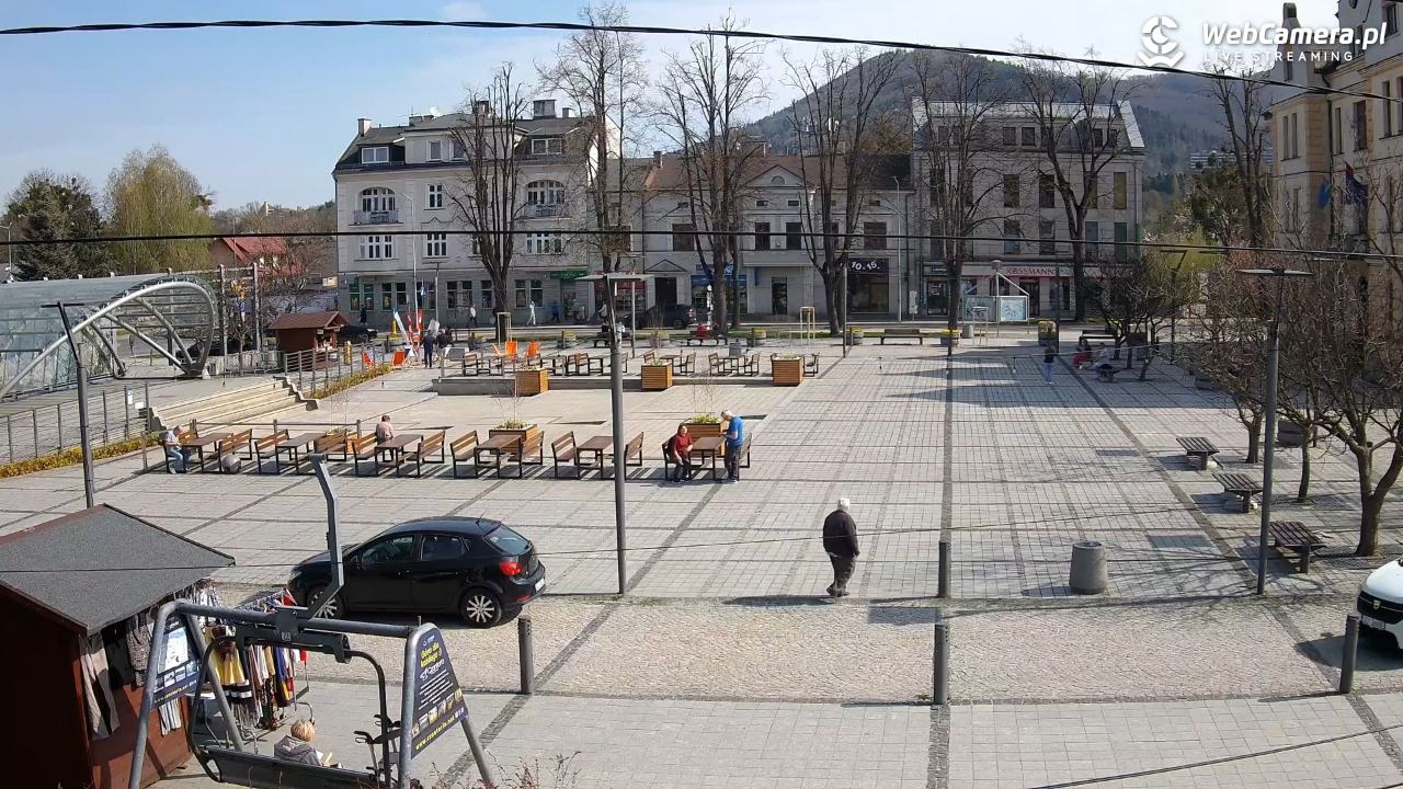 USTROŃ - widok na rynek - 19 kwiecień 2026, 10:22