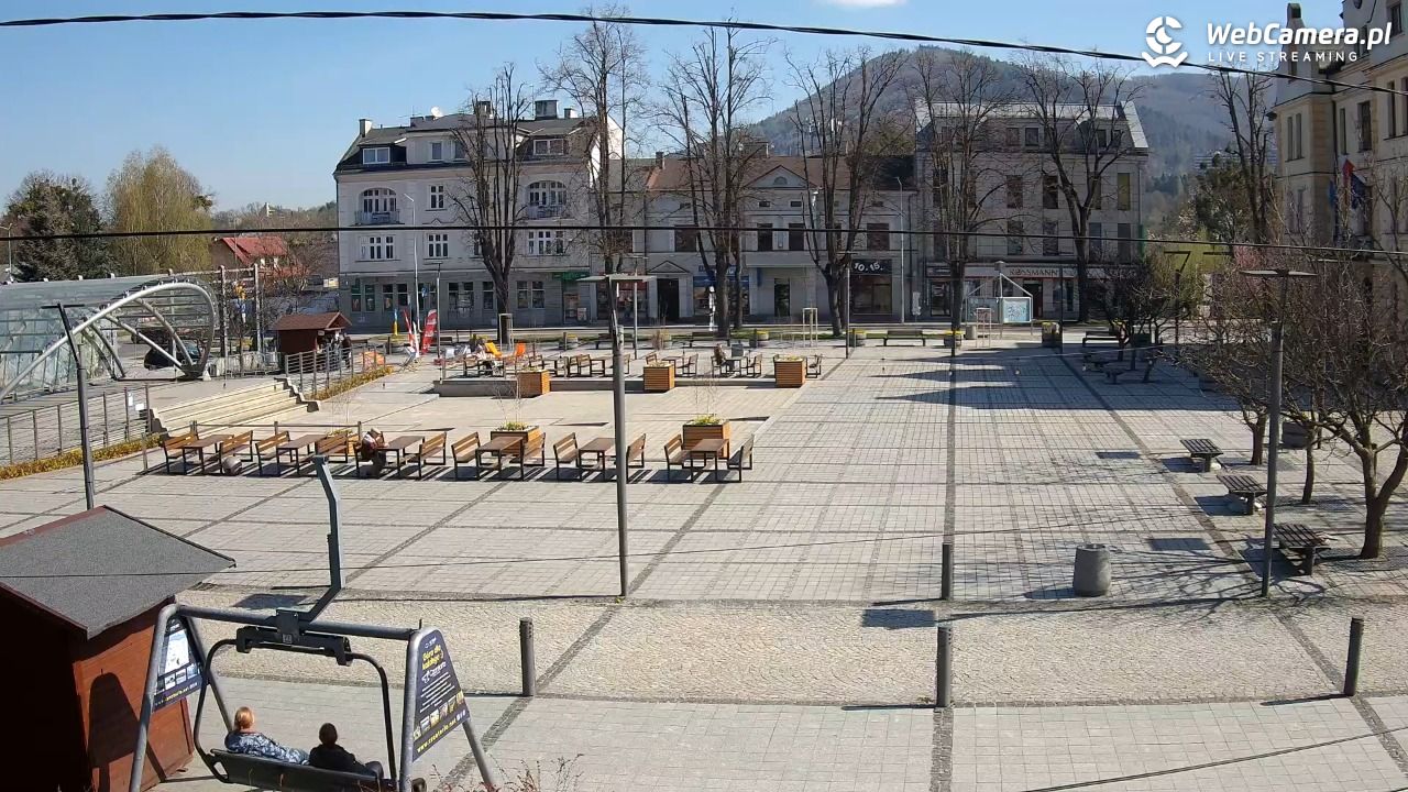 USTROŃ - widok na rynek - 18 kwiecień 2026, 10:19