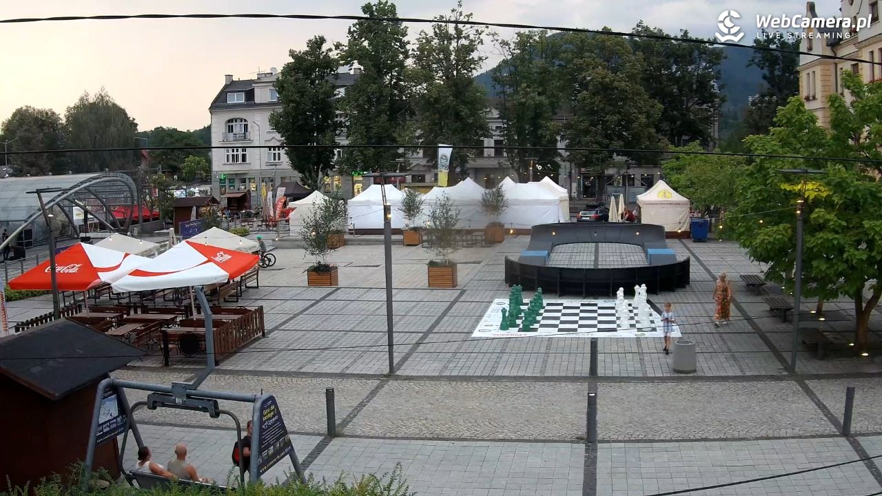 USTROŃ - widok na rynek - 01 sierpień 2026, 19:54
