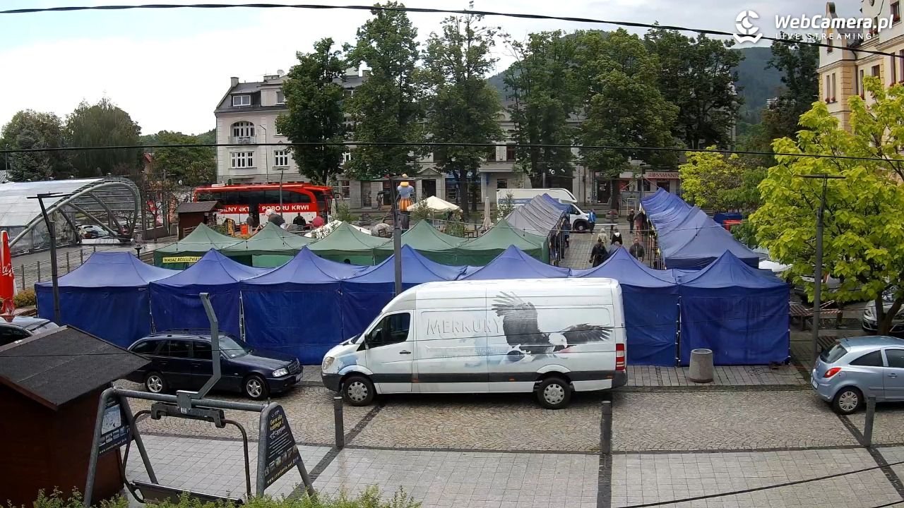 USTROŃ - widok na rynek - 14 czerwiec 2026, 13:21