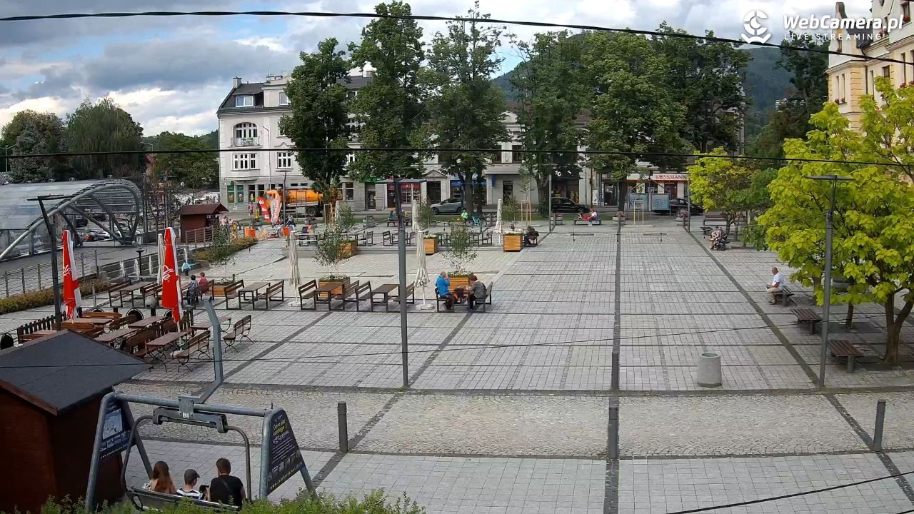 USTROŃ - widok na rynek - 13 czerwiec 2026, 16:04