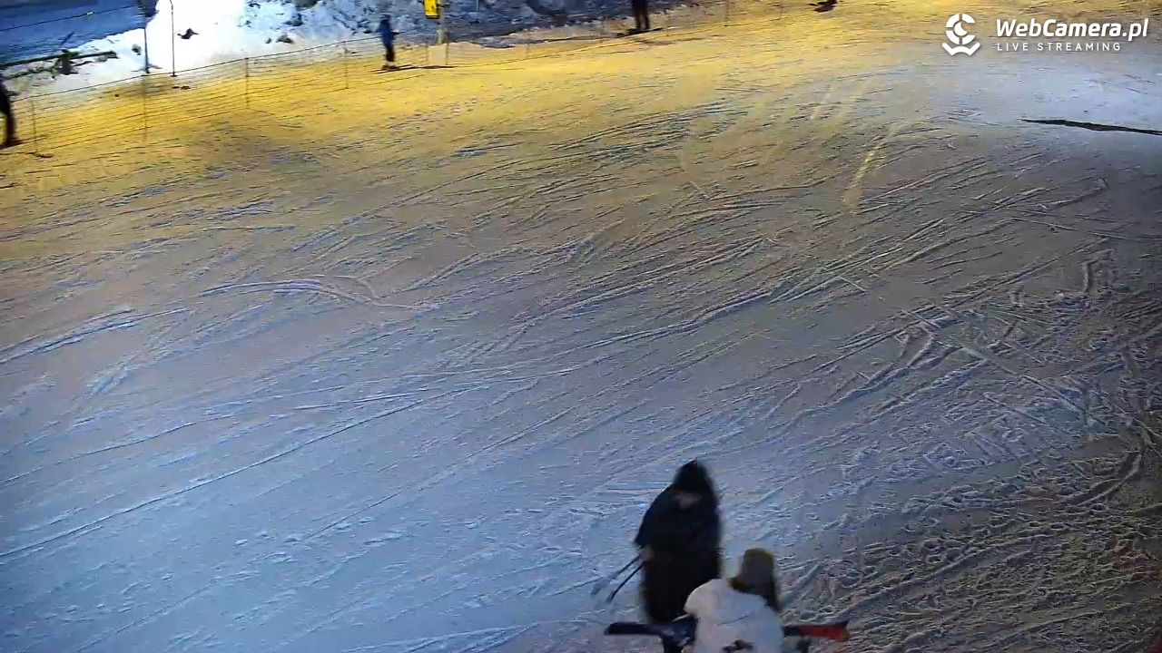 NOSAL - widok na stok NOWOŚĆ - 03 luty 2026, 19:12