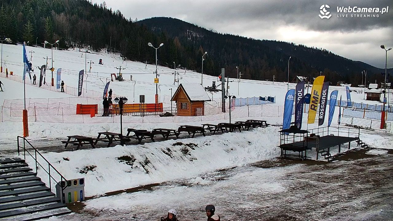 NOSAL - widok na stok NOWOŚĆ - 05 grudzień 2025, 14:38