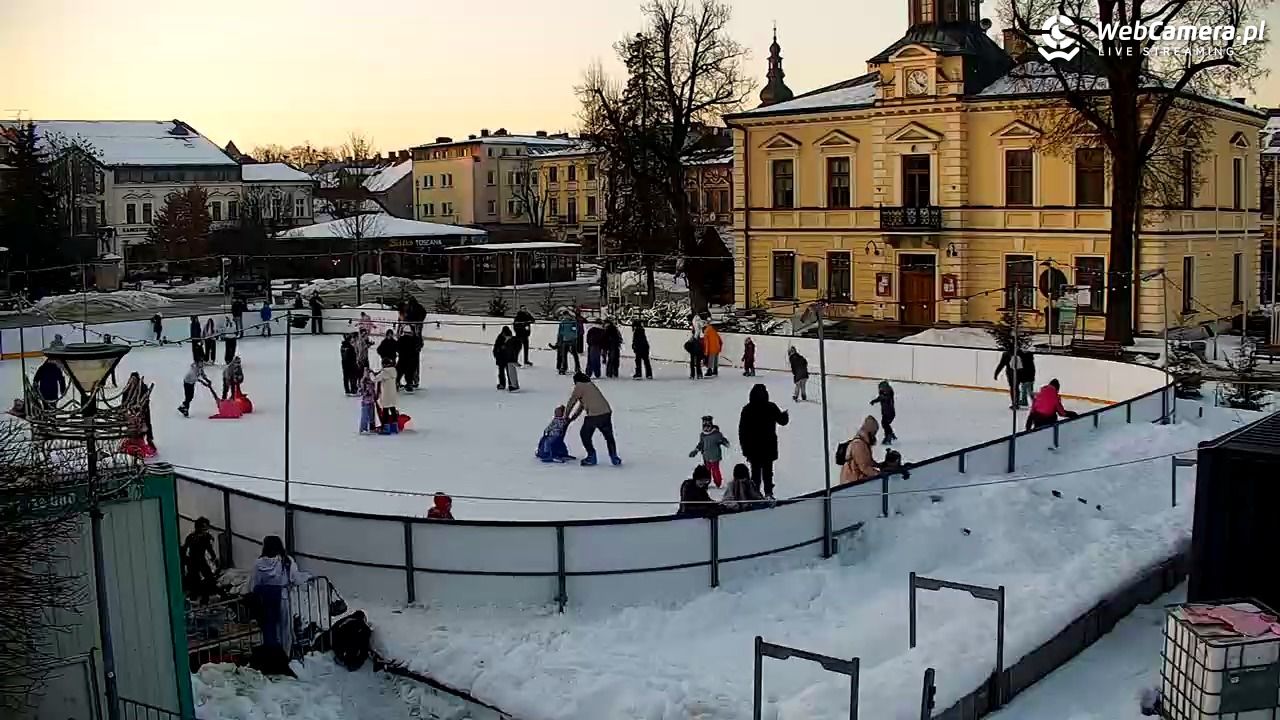 Nowy Targ - widok na Rynek - 17 styczeń 2026, 15:57