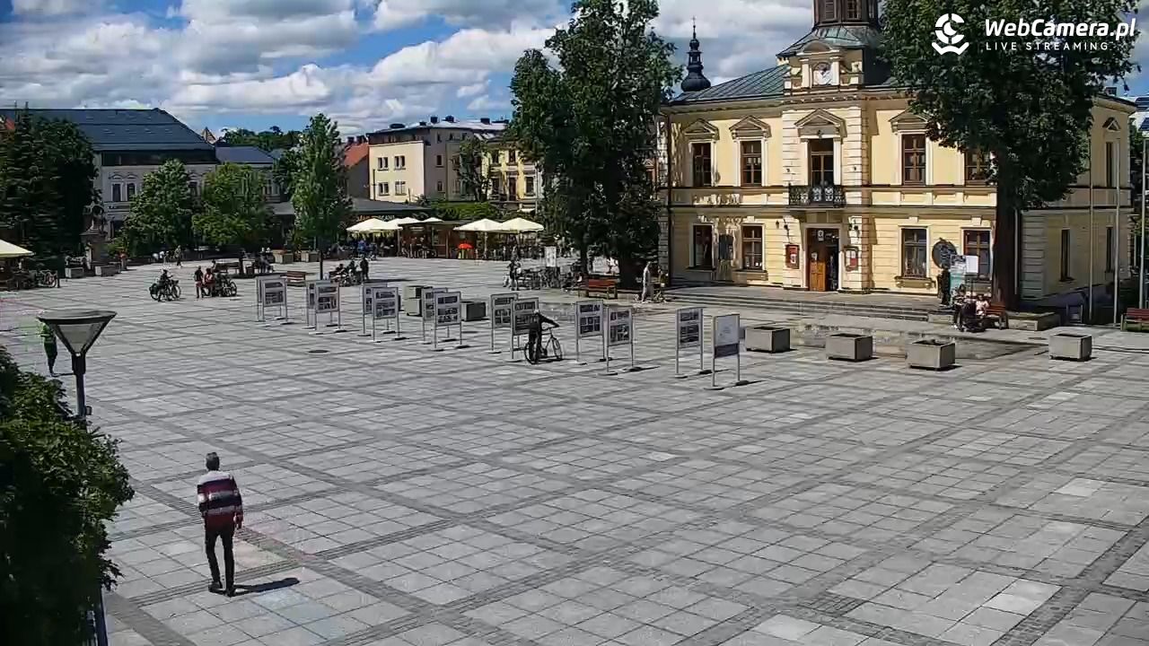 Nowy Targ - widok na Rynek - 06 czerwiec 2026, 13:06