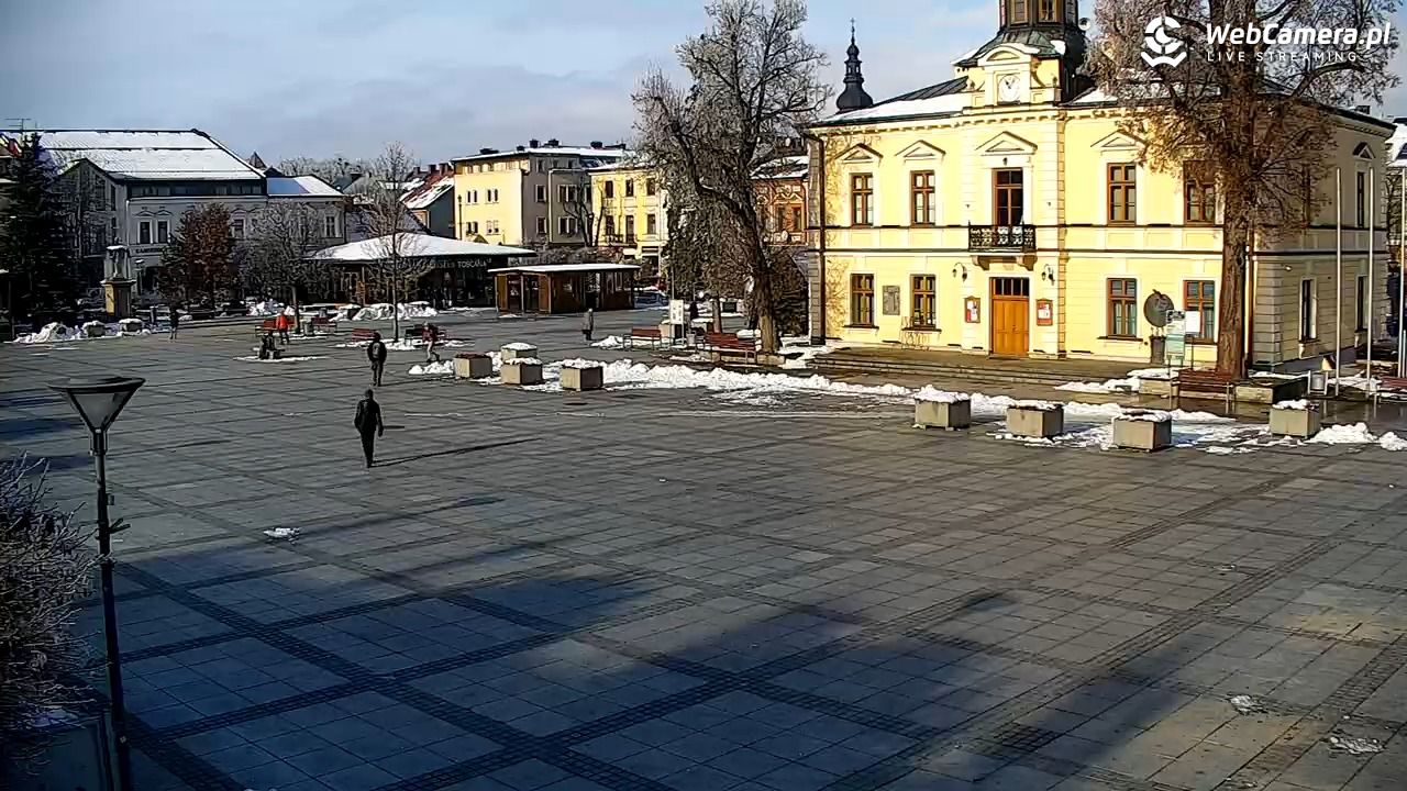 Nowy Targ - widok na Rynek - 01 grudzień 2025, 11:03