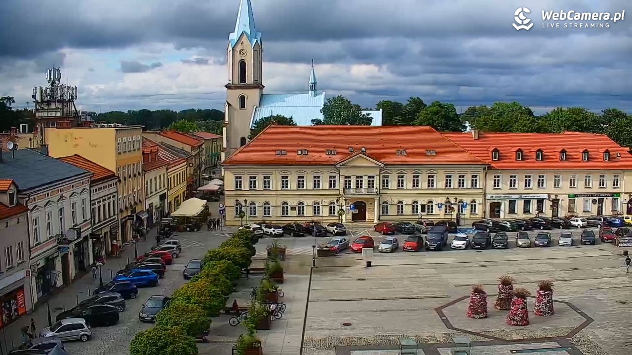 OŚWIĘCIM - widok na Rynek - 03 sierpień 2025, 16:57