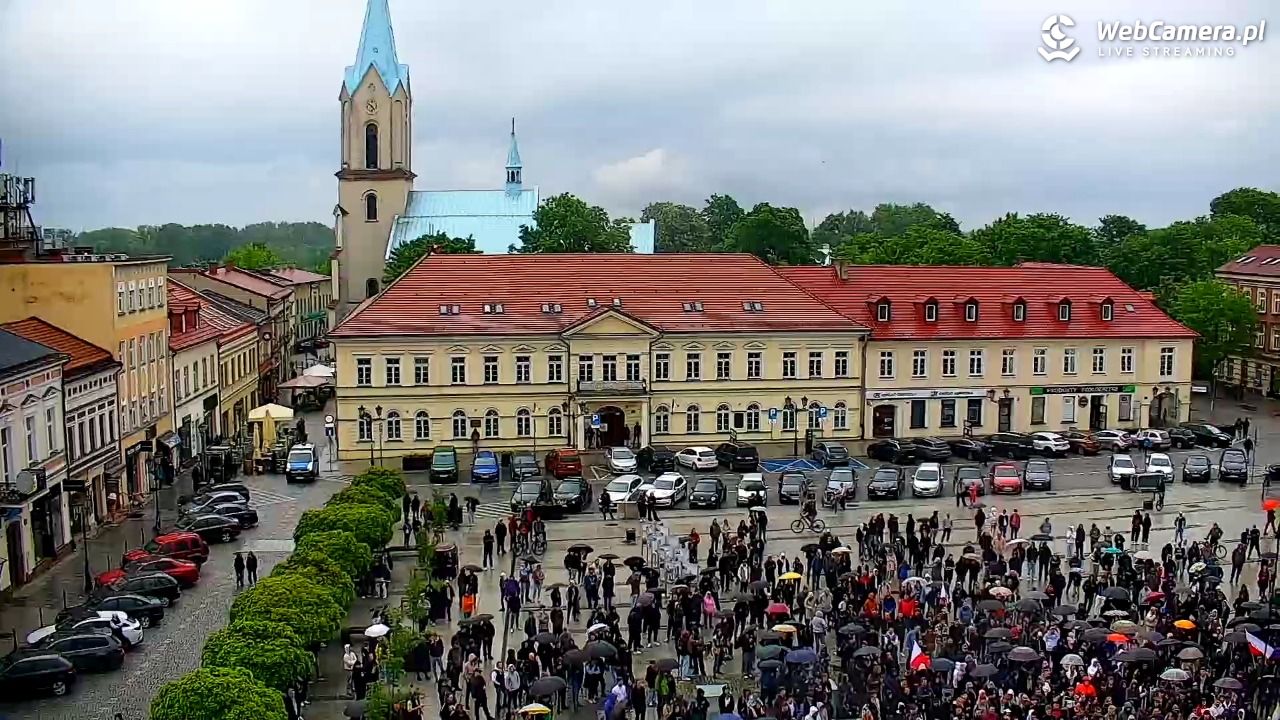 OŚWIĘCIM - widok na Rynek - 16 maj 2025, 17:43
