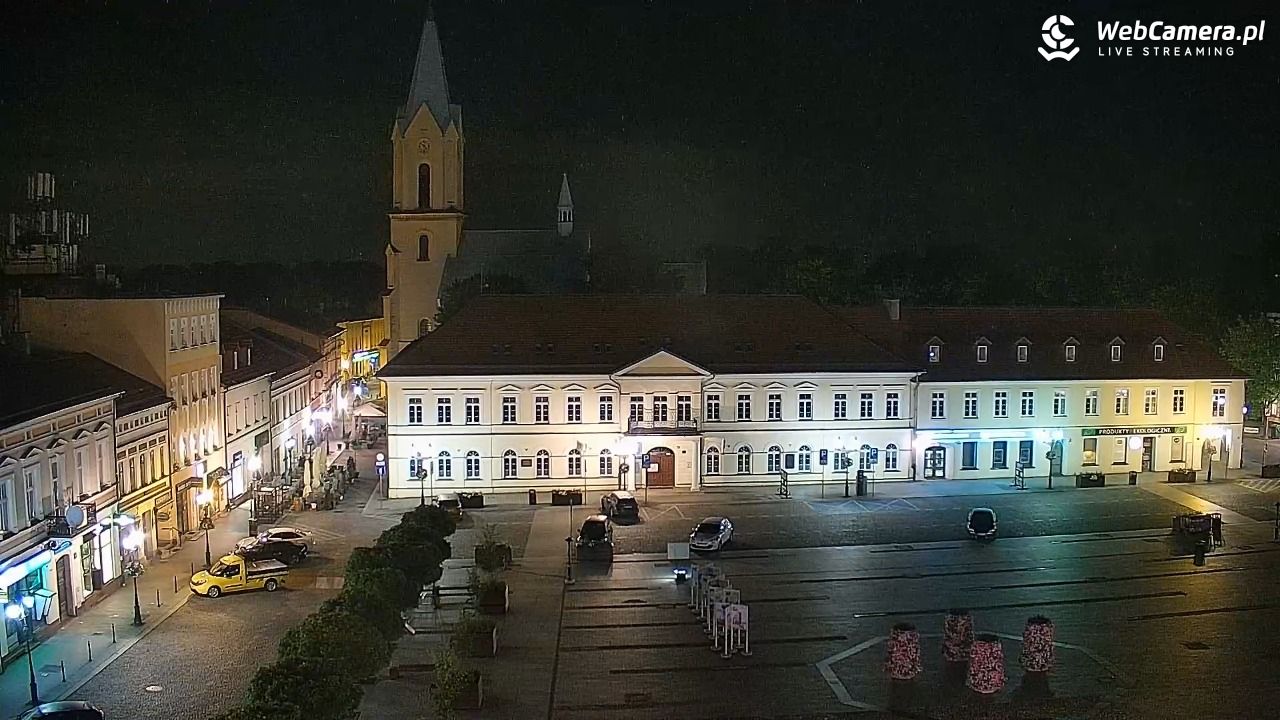 OŚWIĘCIM - widok na Rynek - 12 czerwiec 2025, 00:24