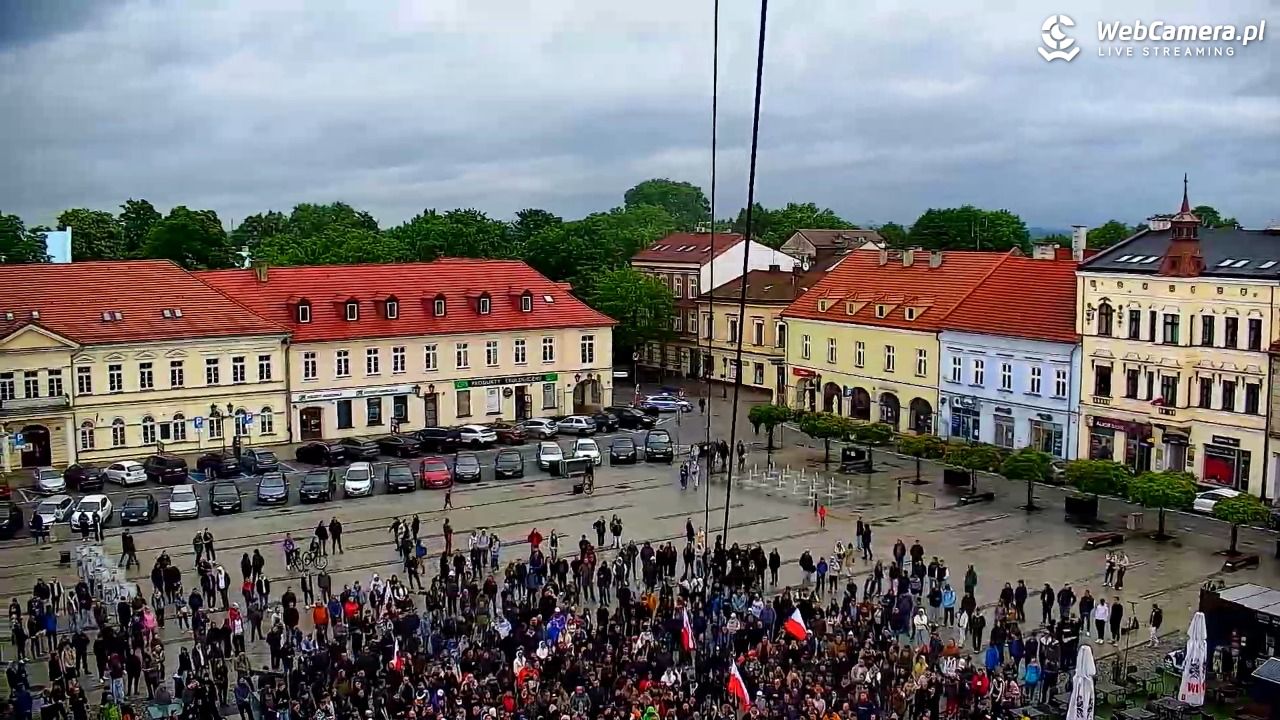 OŚWIĘCIM - widok na Rynek - 16 maj 2025, 17:30