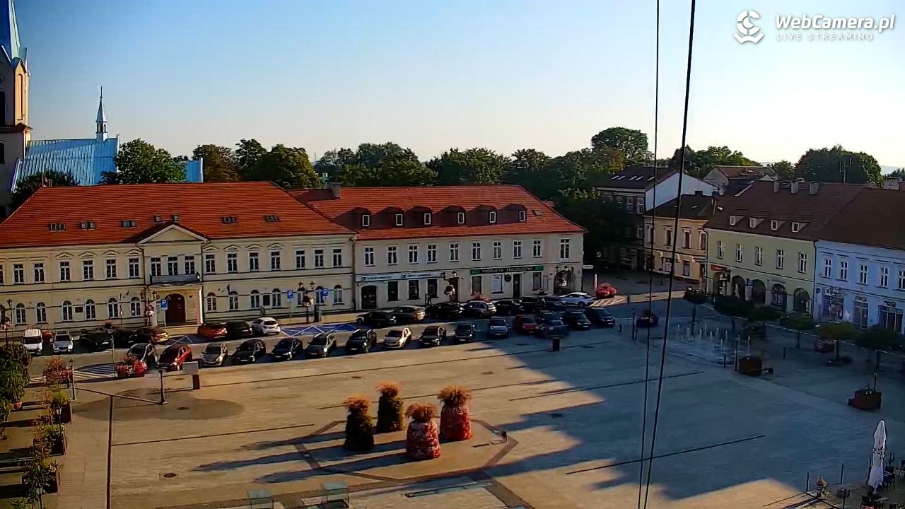 OŚWIĘCIM - widok na Rynek - 16 sierpień 2026, 07:35