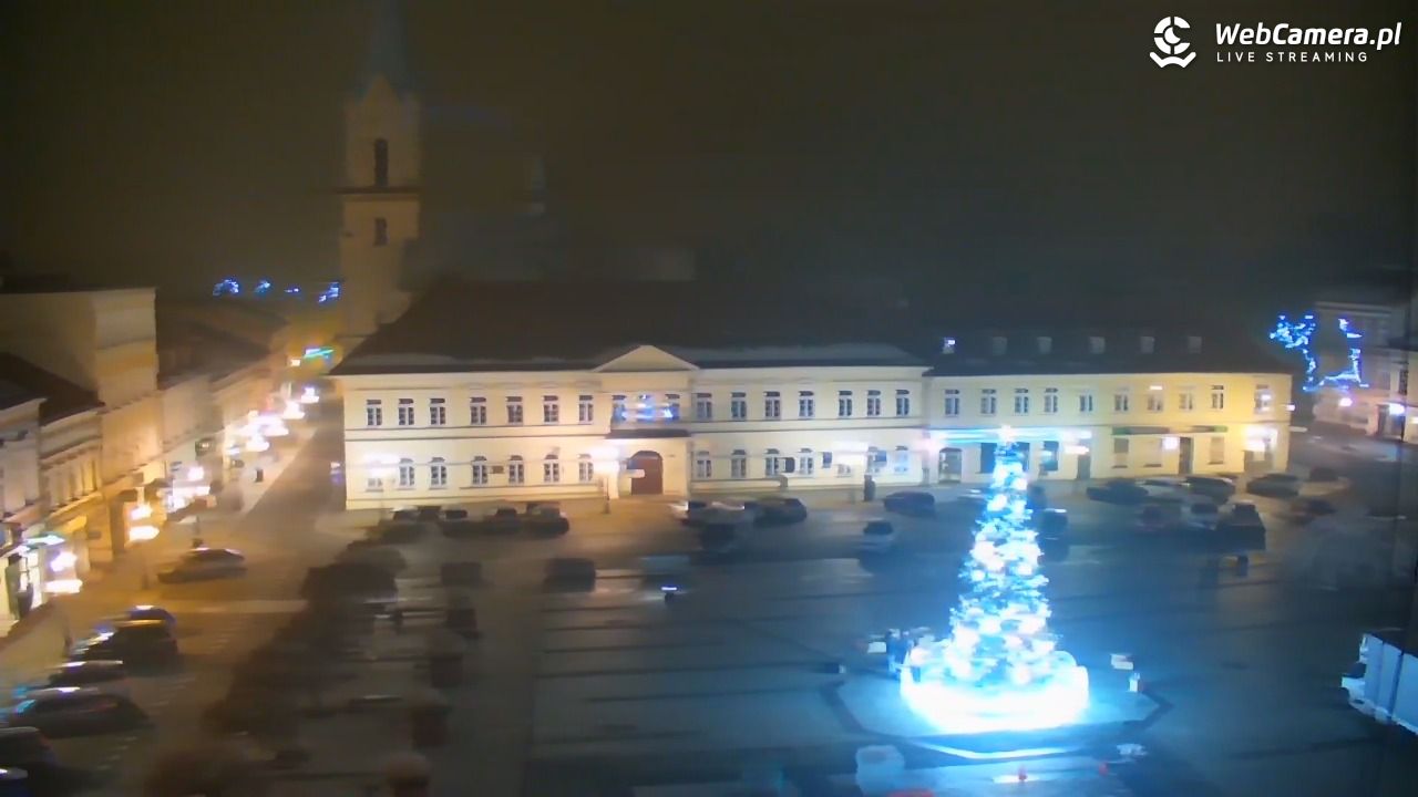 OŚWIĘCIM - widok na Rynek - 29 listopad 2025, 22:50