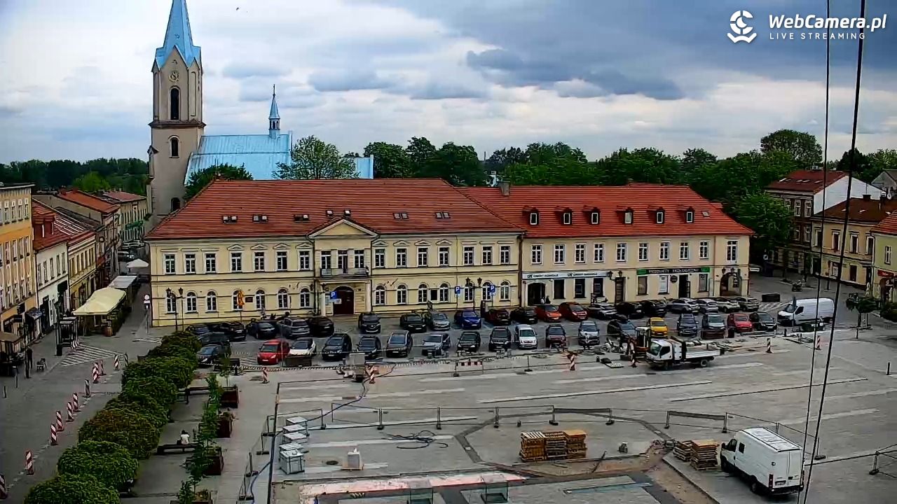 OŚWIĘCIM - widok na Rynek - 07 maj 2026, 09:04