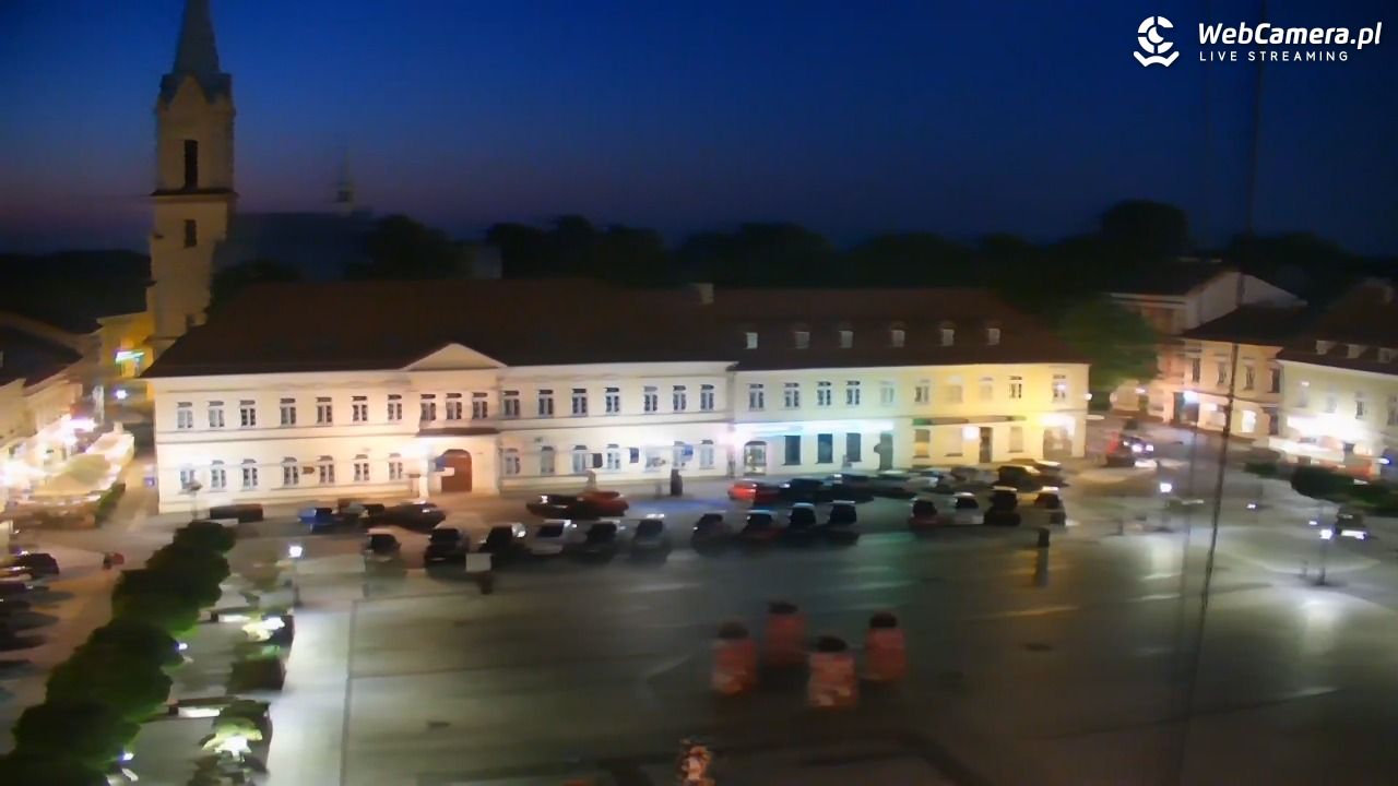 OŚWIĘCIM - widok na Rynek - 27 czerwiec 2026, 22:11
