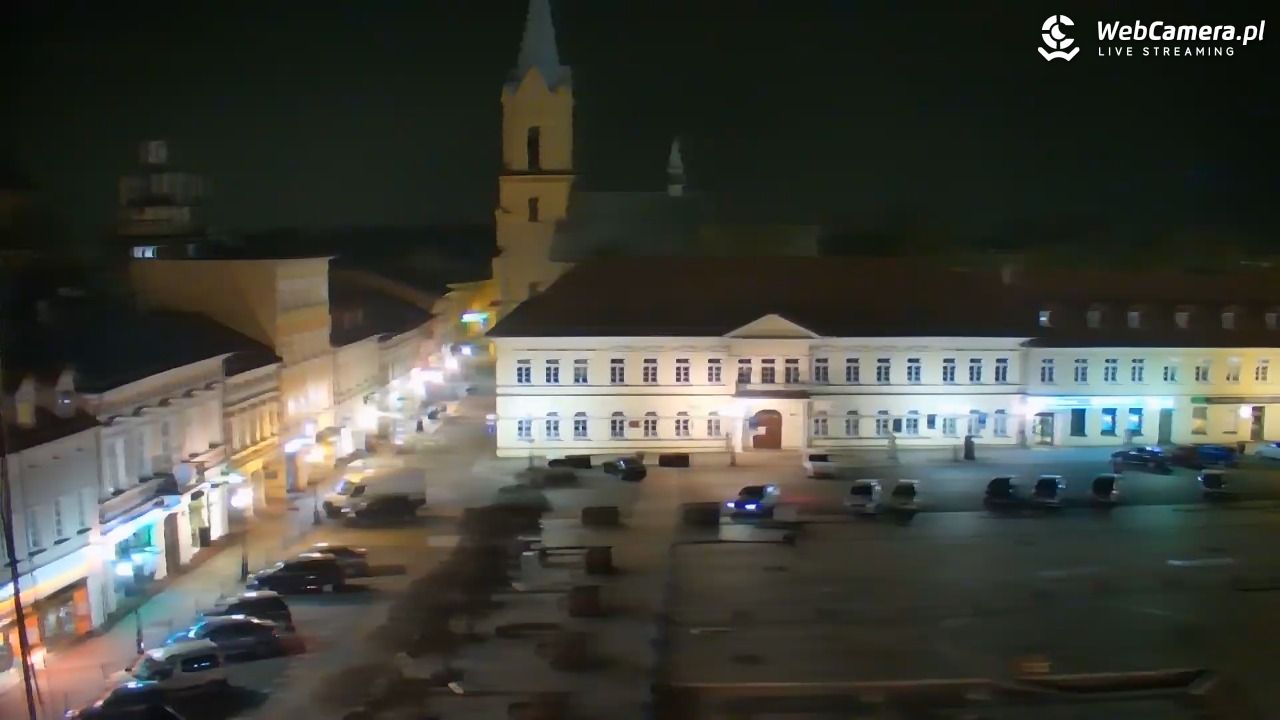 OŚWIĘCIM - widok na Rynek - 11 marzec 2026, 19:51