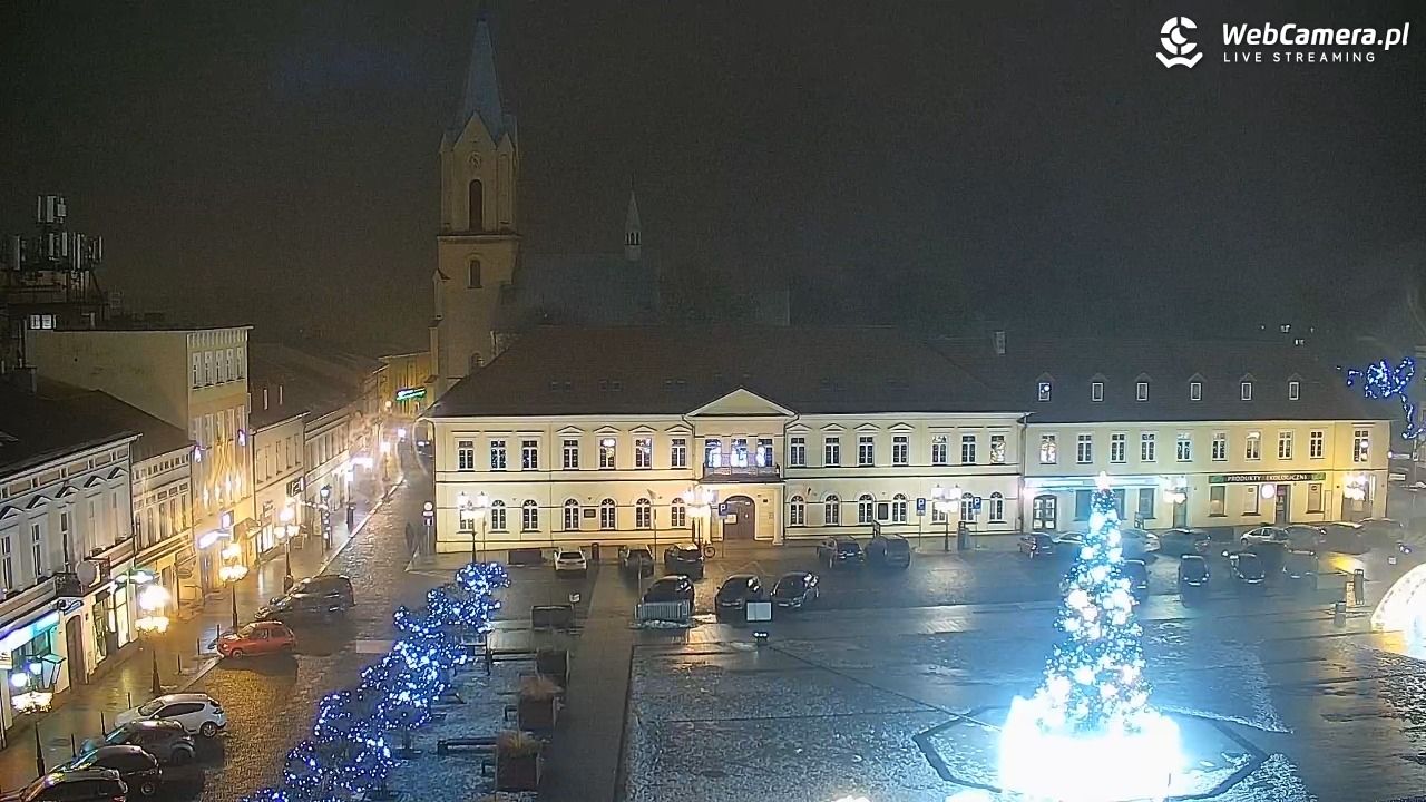 OŚWIĘCIM - widok na Rynek - 25 styczeń 2026, 17:15