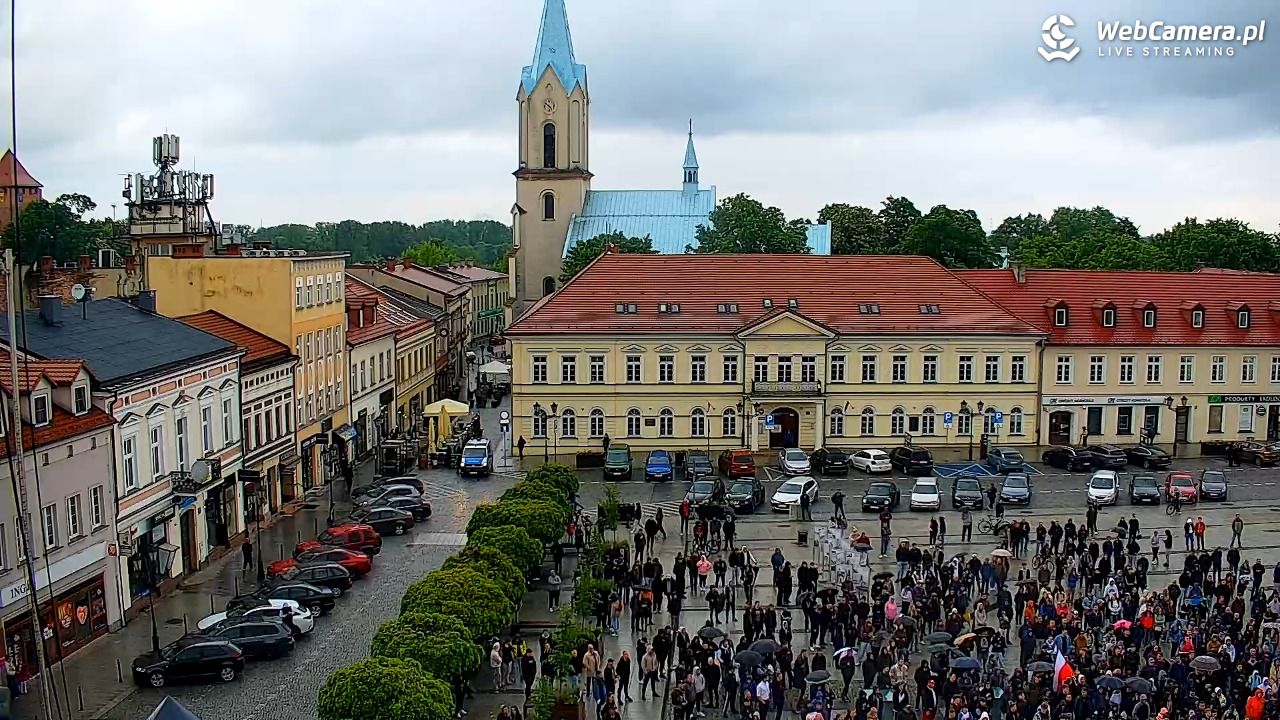 OŚWIĘCIM - widok na Rynek - 16 maj 2025, 18:00