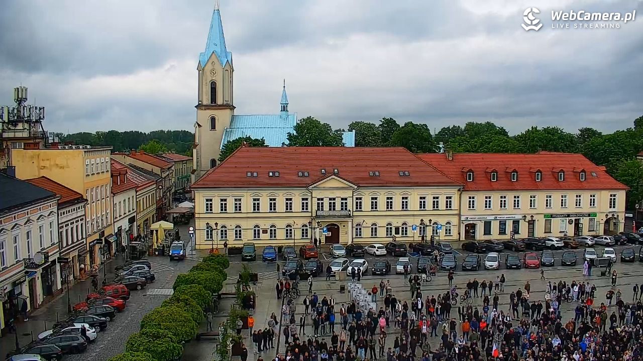 OŚWIĘCIM - widok na Rynek - 16 maj 2025, 17:34