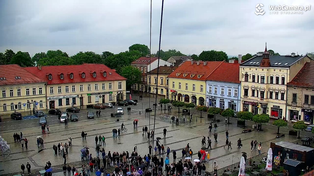 OŚWIĘCIM - widok na Rynek - 16 maj 2025, 18:08